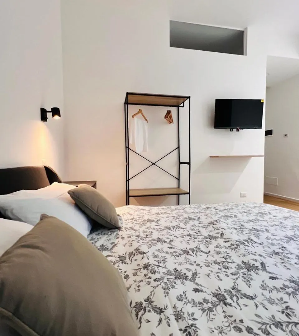Affittacamere Finella Charming Rooms Bari